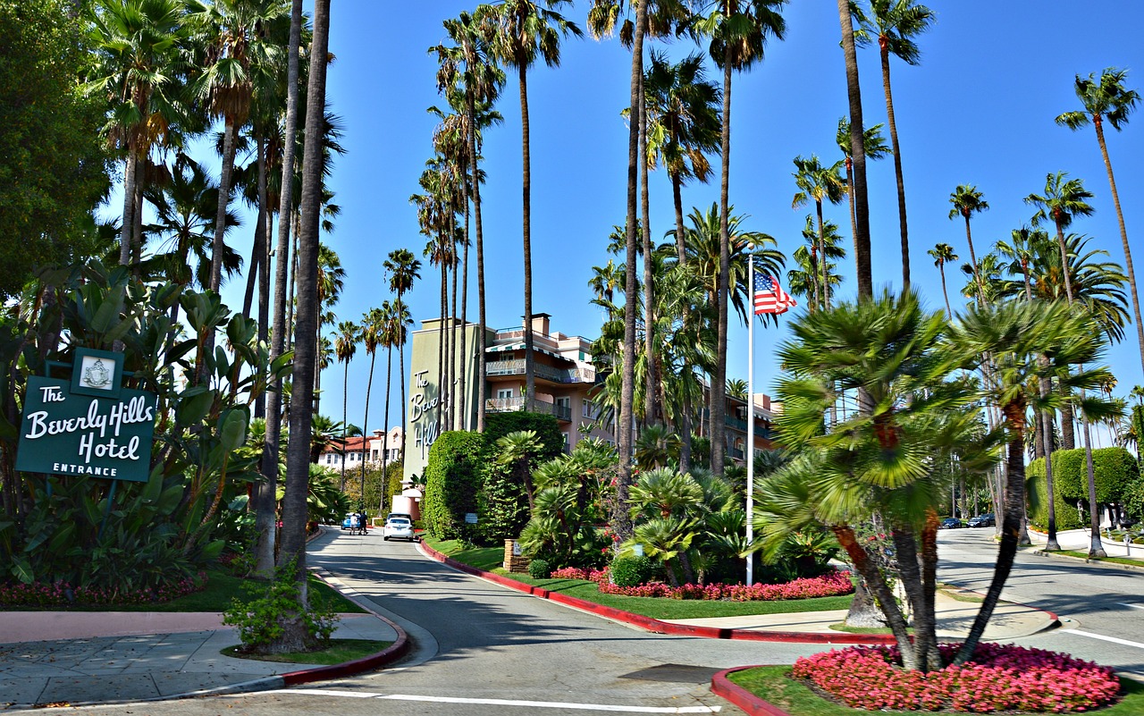 From Alleys to Shorelines: A Greater Los Angeles Story of Dumpster Days