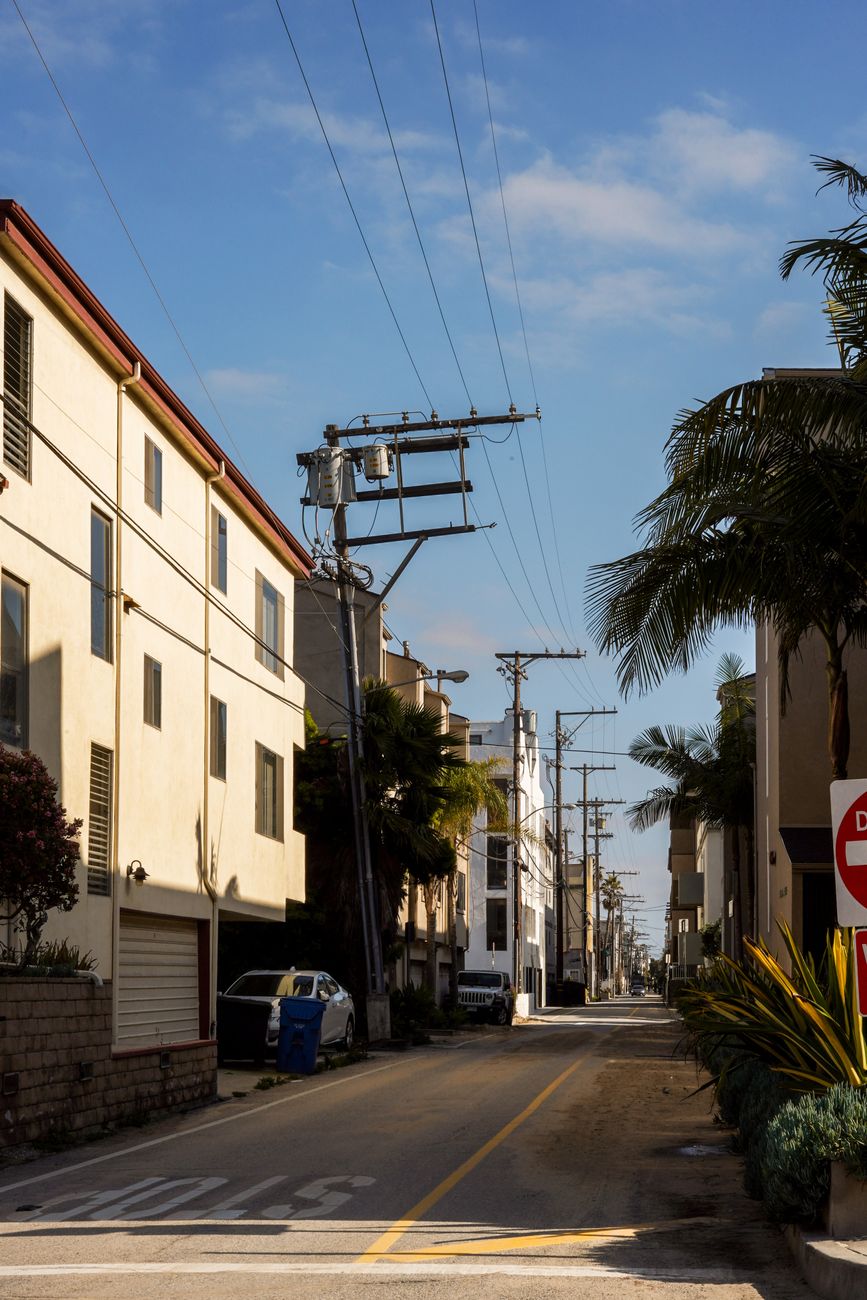 Clearing Space: A Los Angeles Story of Dumpster Removal, Permits, and Second Chances
