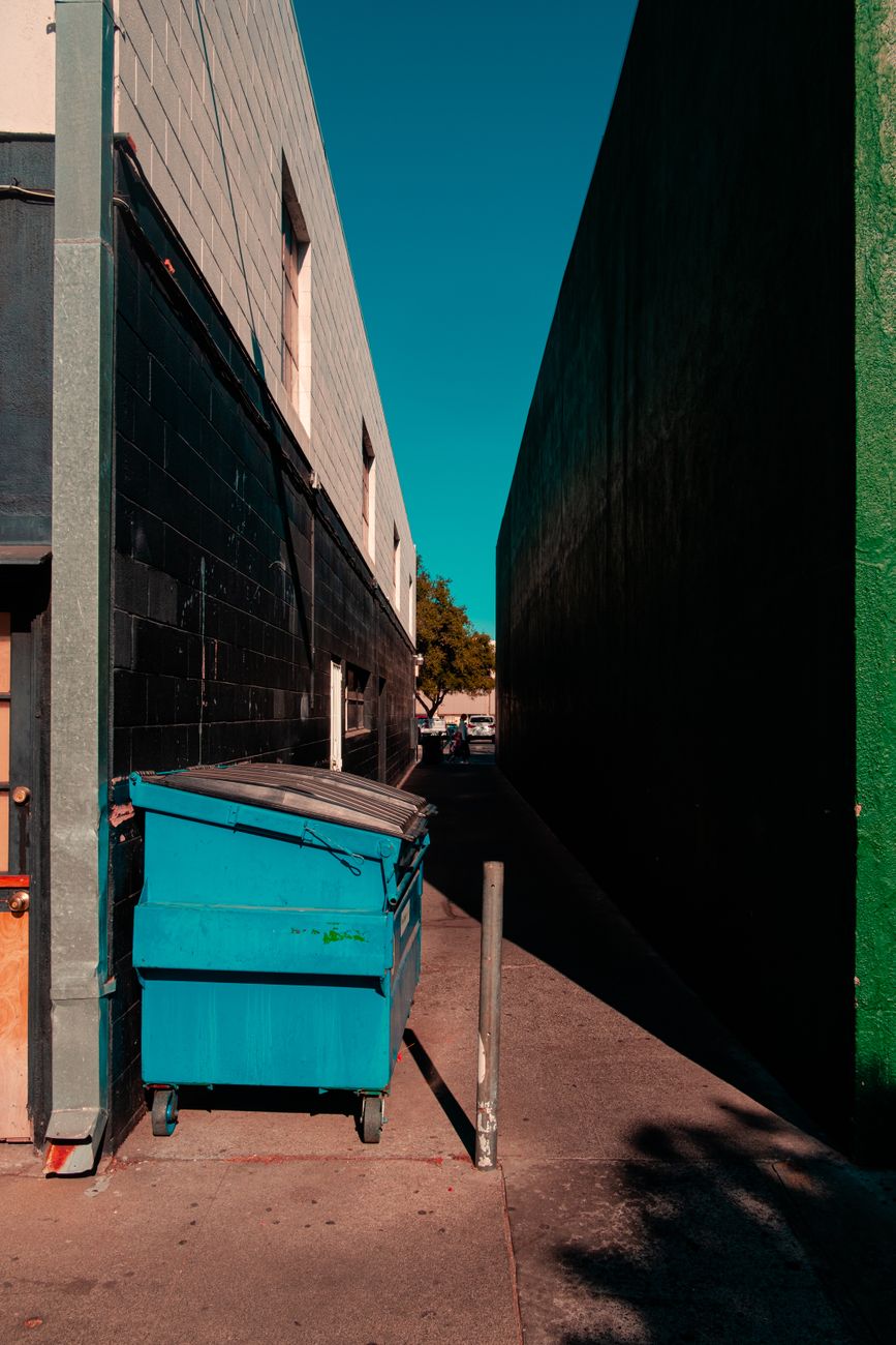 Clearing the Way: A Tale of Dumpster Removal Across Greater Los Angeles
