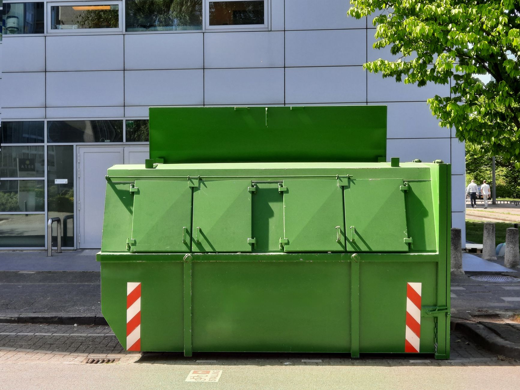 When the Street Became a Shore: A Los Angeles Dumpster Story