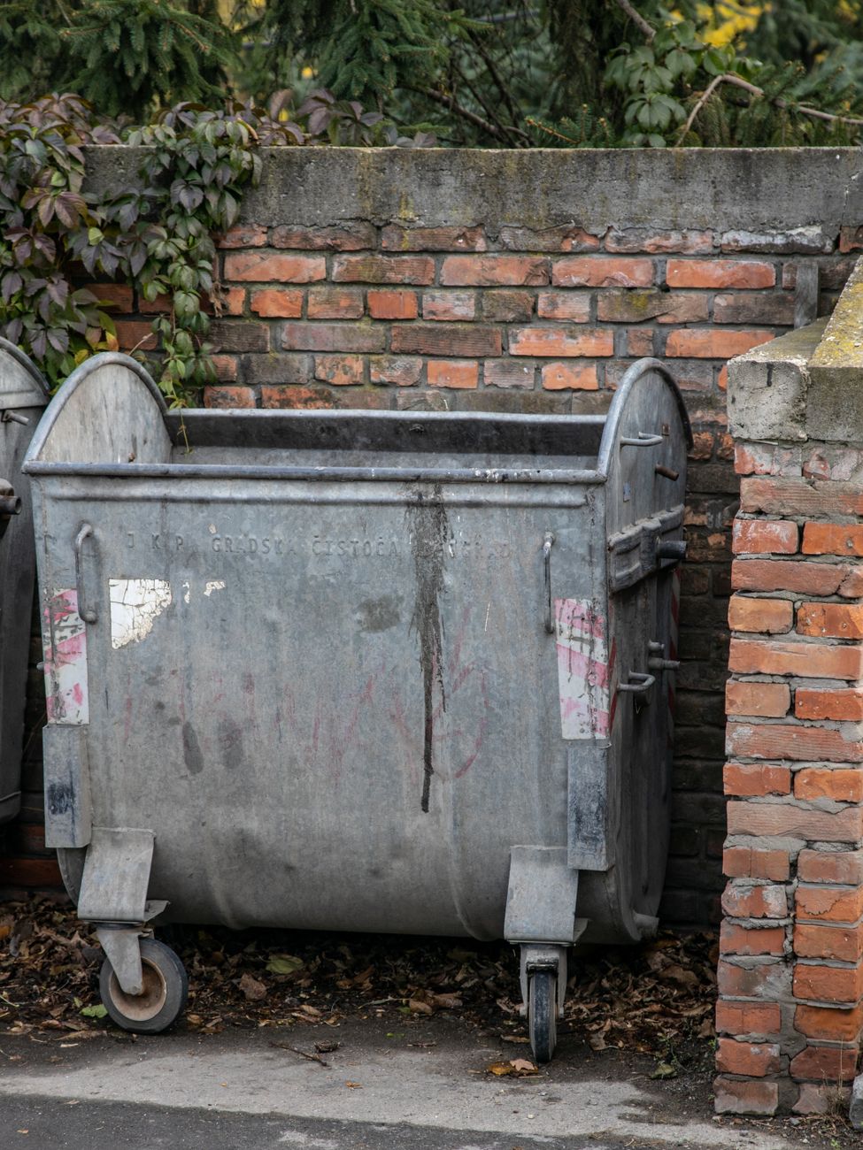 When the Dumpster Came to Town: A Greater Los Angeles Story of Waste, Rules, and Renewal