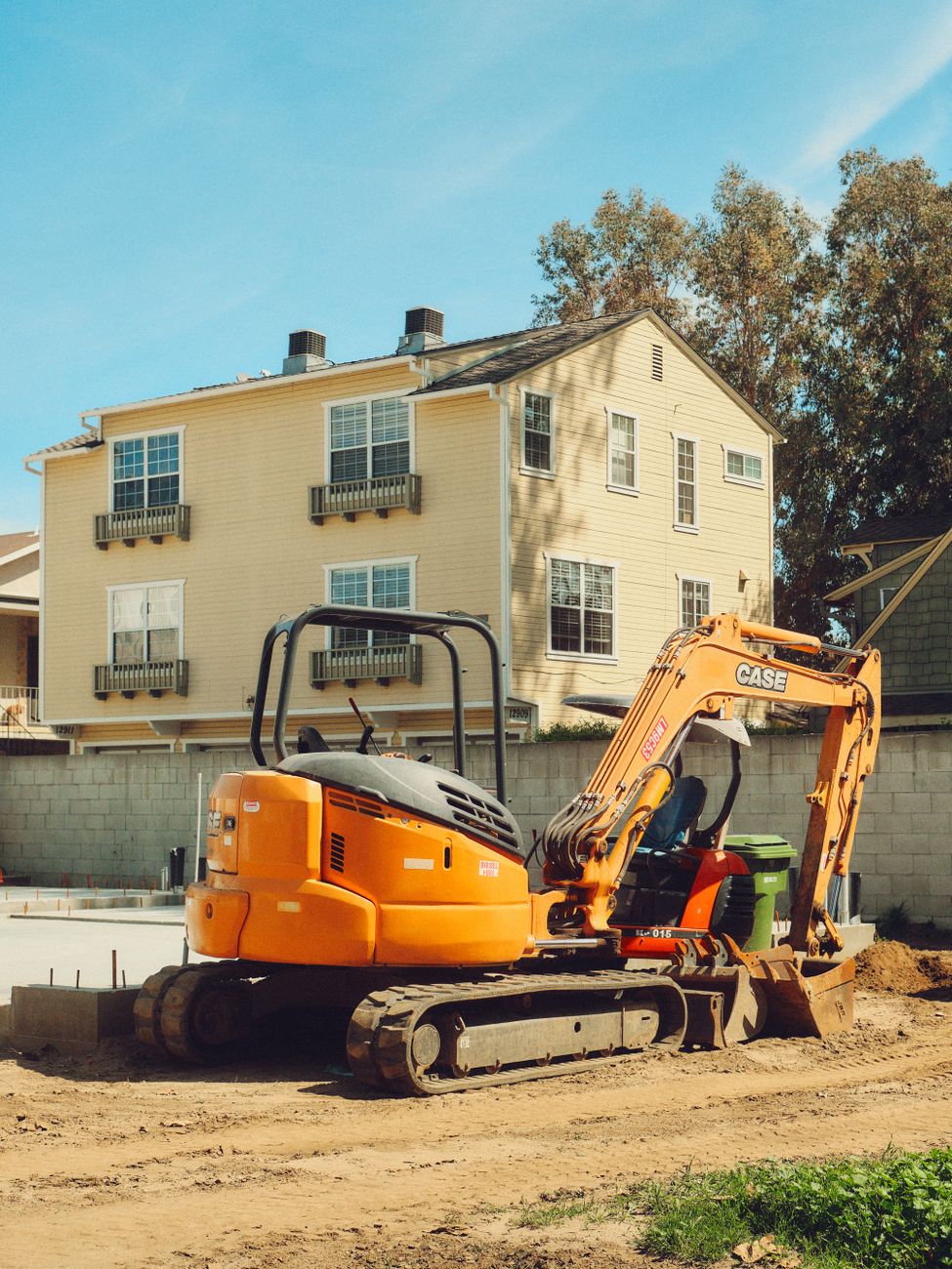 The Last Load: A Los Angeles Cleanup Finds Its Rhythm