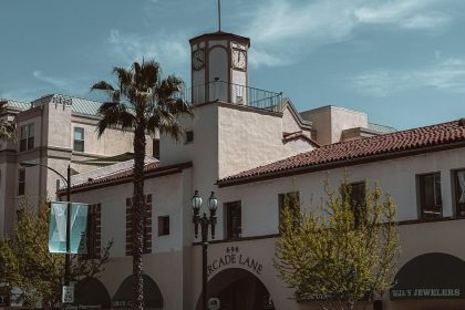 The Last Load: A Los Angeles Renovation Finds Its Way Forward