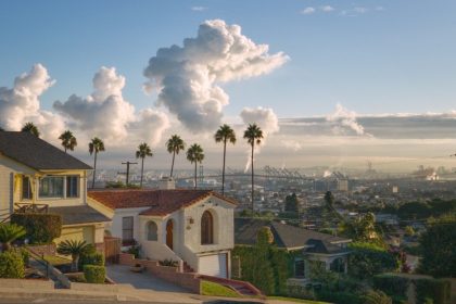 Dust, Palm Trees, and Roll-Offs: A Greater LA Story of Dumpster Removal