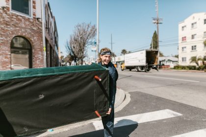 The Last Load on a Long Los Angeles Weekend